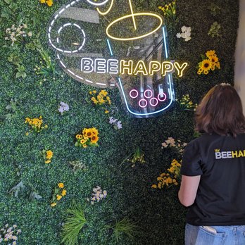 Boba Bee - Picture wall - Bubble Tea Near Me - Long Beach, California