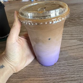 Slowpokes - Ube Vanilla Latte - Bars Near Me - Houston, Texas