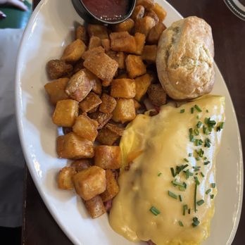 The Great Dane Pub & Brewing Company - Brewmaster's Omelet - New American Near Me - Madison, Wisconsin The Great Dane Pub & Brewing Company - Brewmaster's Omelet - New American Near Me - Madison, Wisconsin