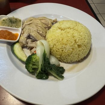Canteen - Hainanese chicken rice lunch special - Chinese Near Me - Toronto, Ontario Canteen - Hainanese chicken rice lunch special - Chinese Near Me - Toronto, Ontario