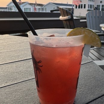 Blu Crabhouse & Raw Bar - Strawberry lemonade tequila cocktail - Seafood Near Me - Ocean City, Maryland