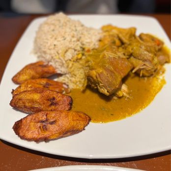 The Well Jamaican Restaurant - Curry Chicken - Seafood Near Me - Randolph, Massachusetts