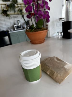Les Deux Amis Cafe and Wine Bar by null