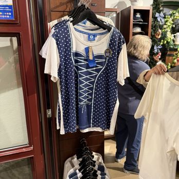 Hofbräuhaus - Gift shop - German Near Me - Munich, BY Hofbräuhaus - Gift shop - German Near Me - Munich, BY