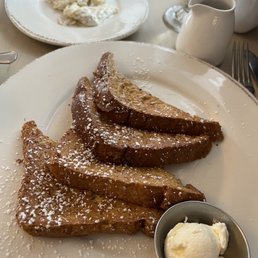 Brioche French toast... I was expecting the slices to be much thicker