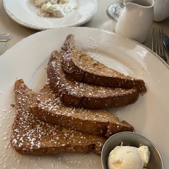 Kensington's Restaurant - Brioche French toast... I was expecting the slices to be much thicker - Italian Near Me - Norwich, Connecticut