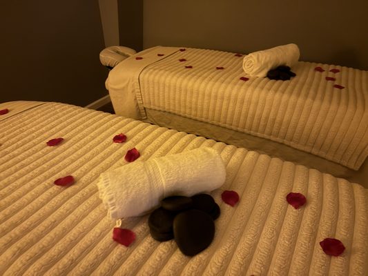 Deluxe Couples Massage - 💕 Valentine’s Day at Radiant Elements: 80-min Deluxe Couples Massage
Hot stones melt tension on your back, then deep relaxation + pampering foot scrub to finish. Side by side bliss.
“Love that radiates from within — starts with time for two.” 💖
Limited spots—book now!
📞 479-861-2777 Deluxe Couples Massage - 💕 Valentine’s Day at Radiant Elements: 80-min Deluxe Couples Massage
Hot stones melt tension on your back, then deep relaxation + pampering foot scrub to finish. Side by side bliss.
“Love that radiates from within — starts with time for two.” 💖
Limited spots—book now!
📞 479-861-2777