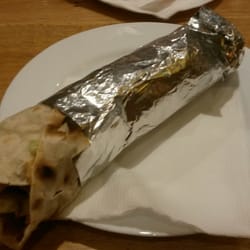 Kaya Feinkost - Türkisches Pizza mit Salat und Fleisch