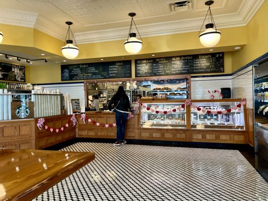 Best Buns Bakery & Burgers by null