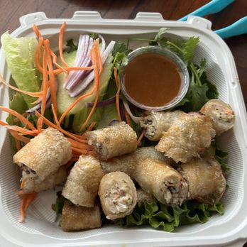 Topthai Kitchen - TopThai Roll - appetizer - Thai Near Me - Lincoln, California Topthai Kitchen - TopThai Roll - appetizer - Thai Near Me - Lincoln, California