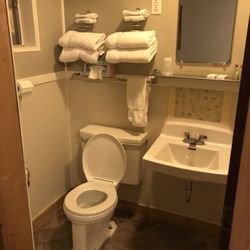 Blue Spruce Lodge