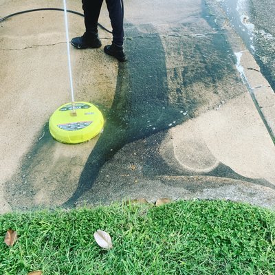 Trm roof and paving Logo