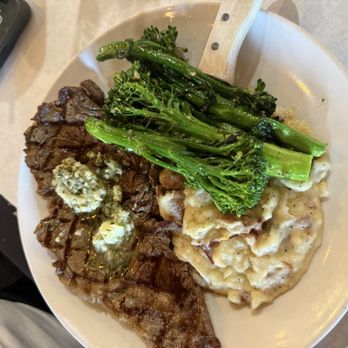 Romano's Macaroni Grill - Rib eye steak special - Italian Near Me - Milpitas, California Romano's Macaroni Grill - Rib eye steak special - Italian Near Me - Milpitas, California