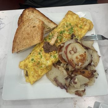 Keke's Breakfast Cafe - Philly Cheese Steak Omelet and added grilled chicken. You won't be disappointed!!! Sooo good. - Breakfast & Brunch Near Me - Corona, California