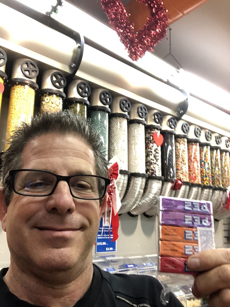 M & R SWEET CANDY STORE Updated September 2024 401 Biscayne Blvd, Miami, Florida Candy