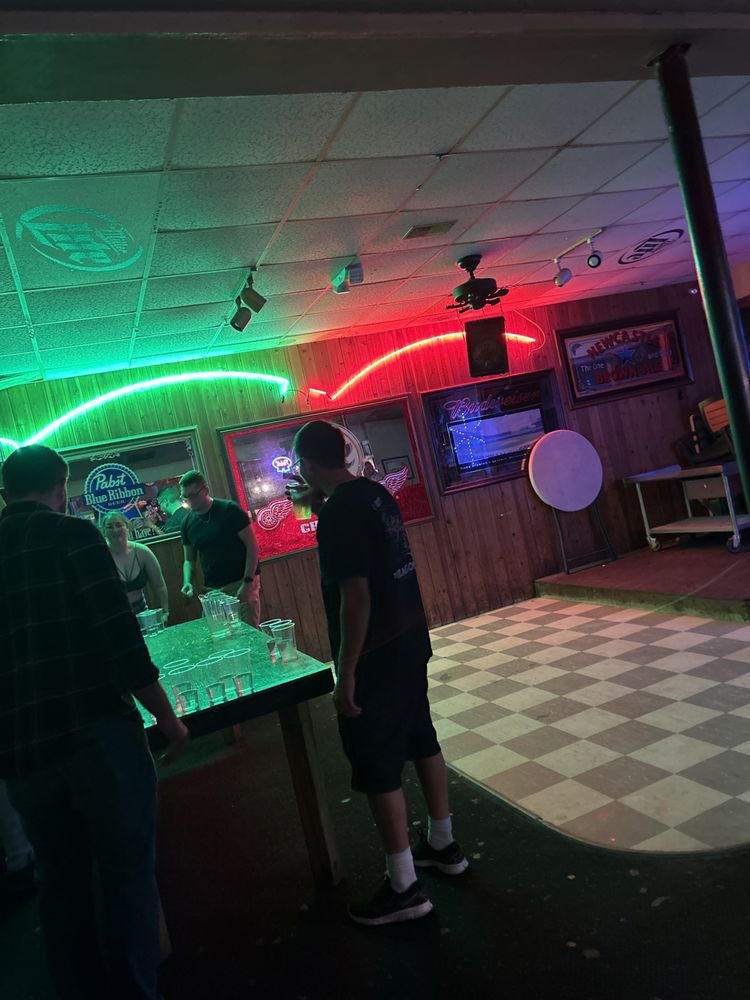 Social spots from Parrot's Lounge