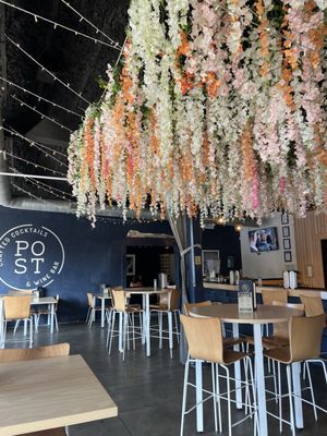 POST Crafted Cocktails & Wine Bar