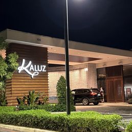 Exterior outside entrance of Kaluz Restaurants - Plantation, Florida Exterior outside entrance of Kaluz Restaurants - Plantation, Florida