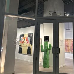 Avant Gallery