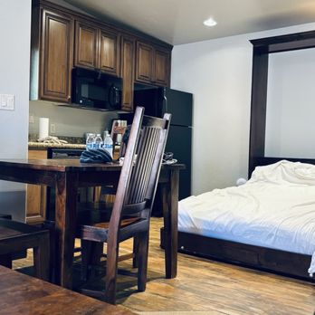 Cable Mountain Lodge - Hotels Near Me - Springdale, Utah