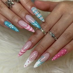 Wynn Nails & Spa - By Wendy