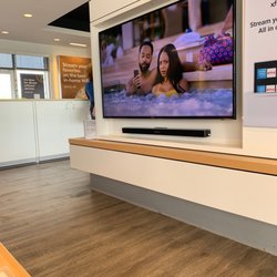 XFINITY Store