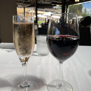 Creekside Grille Restaurant - Peach Bellini and Cab Zin. - New American Near Me - Temecula, California Creekside Grille Restaurant - Peach Bellini and Cab Zin. - New American Near Me - Temecula, California