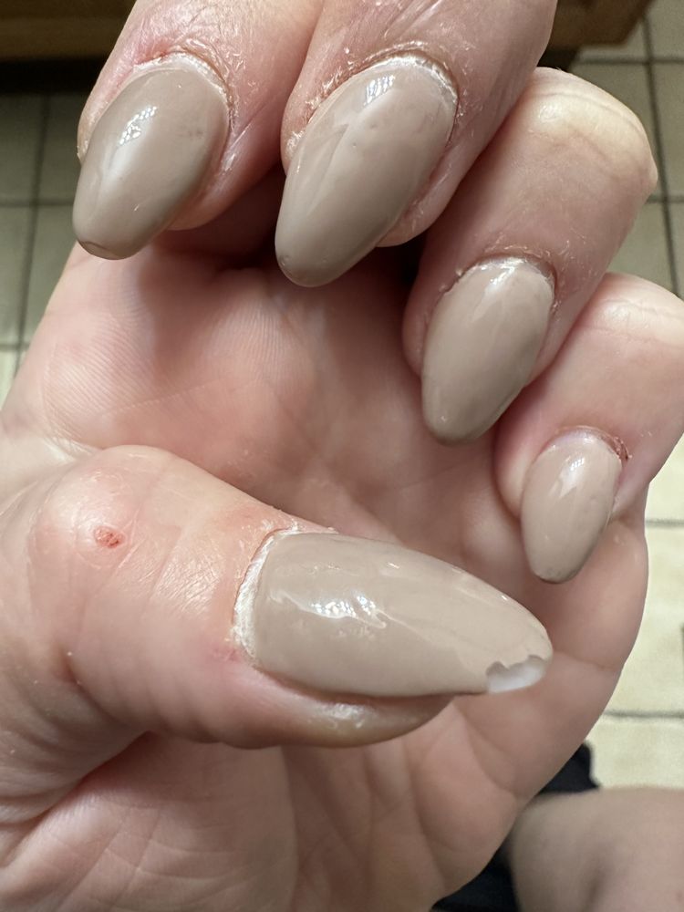 FAMILY NAIL SALON Updated September 2024 10 Photos 225 High St