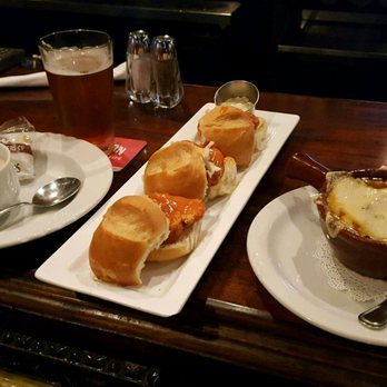 The Landing Restaurant - Bar food - Seafood Near Me - Marblehead, Massachusetts