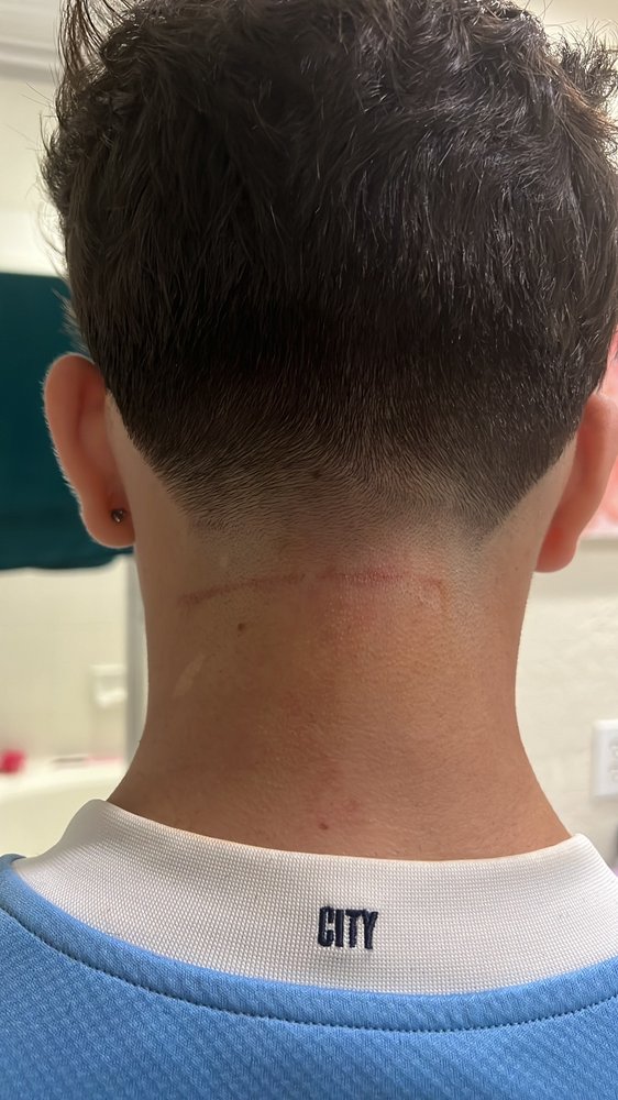 VIP CUTS 20 Photos & 20 Reviews 17519 Pines Blvd