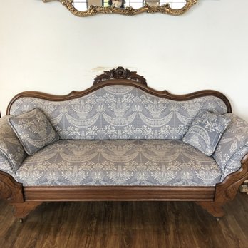 The Birch Door Cafe - Comfy couch in lobby - Breakfast & Brunch Near Me - Bellingham, Washington The Birch Door Cafe - Comfy couch in lobby - Breakfast & Brunch Near Me - Bellingham, Washington