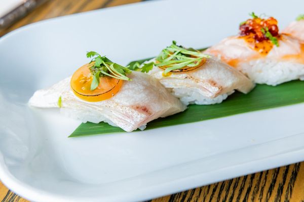 Rock-n-Sake Bar & Sushi by null