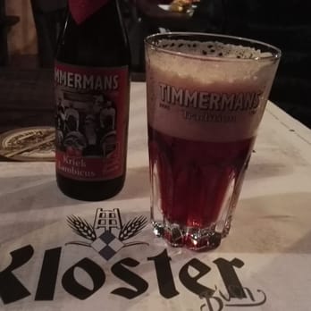 Kloster Bier - Una delle tante birre particolari che propone il locale... questa è la Timmermans, una buonissima birra alla ciliegia - Pubs Near Me - Torre del Greco, NA
