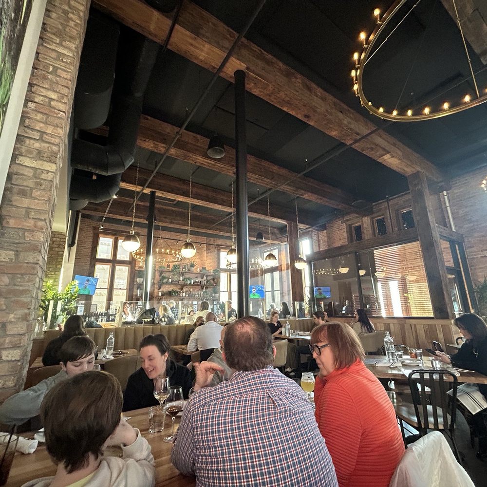 Gia Mia - Inside - Italian Near Me - Naperville, Illinois