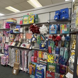 Troup's Studio & Gifts - Hallmark's Everyday Gift Wrap Line