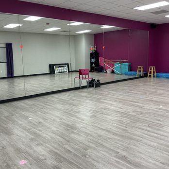 Dance Works - 3rd dance room - Dance Schools Near Me - Missouri City, Texas Dance Works - 3rd dance room - Dance Schools Near Me - Missouri City, Texas
