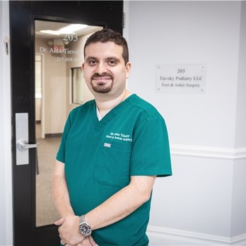 Dr. Alex Tievsky - Podiatrists Near Me - Fair Lawn, New Jersey
