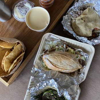 El Tacorrido - Chips, queso, torta, Gordita, carnitas taco - Mexican Near Me - Austin, Texas El Tacorrido - Chips, queso, torta, Gordita, carnitas taco - Mexican Near Me - Austin, Texas