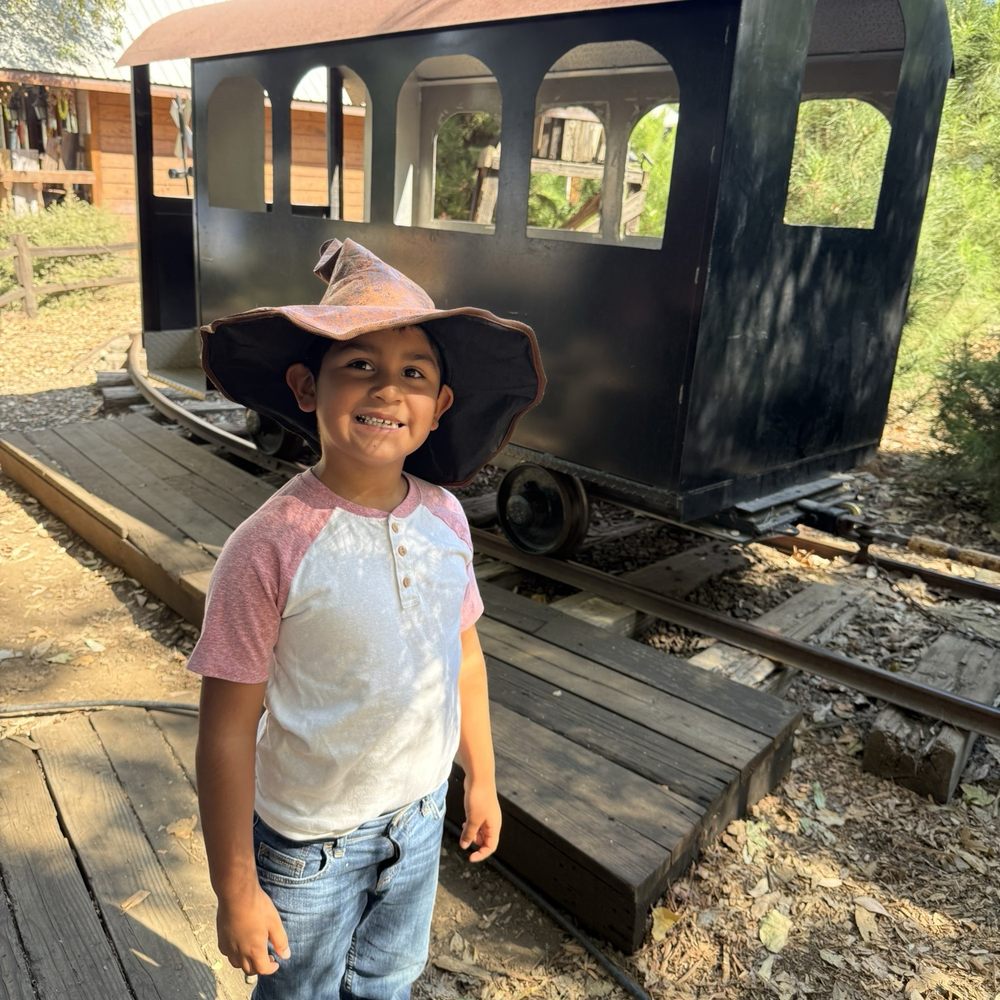 Greenspot Farm - Happy wizard - Farmers Market Near Me - Mentone, California