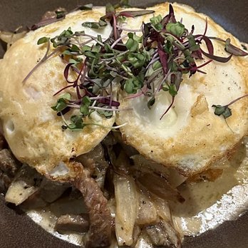Black Angus Steakhouse - Prime Rib on Garlic Toast - Steakhouses Near Me - San Lorenzo, California Black Angus Steakhouse - Prime Rib on Garlic Toast - Steakhouses Near Me - San Lorenzo, California
