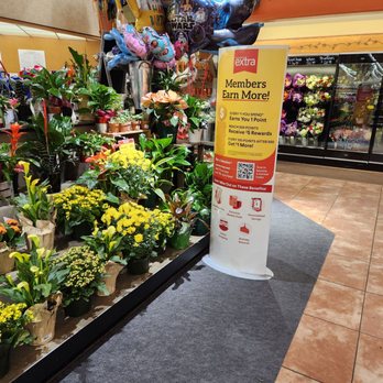 Bel Air - a display of flowers in a store - Grocery Near Me - Elk Grove, California Bel Air - a display of flowers in a store - Grocery Near Me - Elk Grove, California