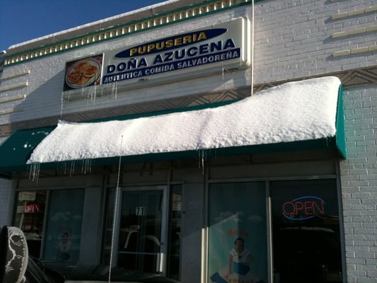 Pupuseria Doña Azucena by null
