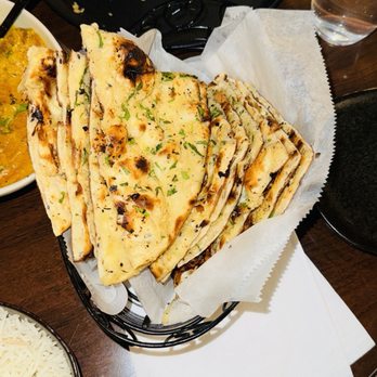 Lassan - Indian Restaurant & Bar - Garlic Naan - Indian Near Me - Burke, Virginia