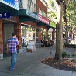 Kitsilano Community Acupuncture - Outside