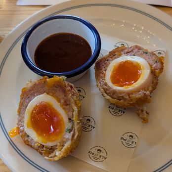 The Red Lion - Pubs Near Me - London, XGL The Red Lion - Pubs Near Me - London, XGL