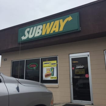 Subway - a car parked in front of a subway restaurant - Sandwiches Near Me - Jacksonville, Florida Subway - a car parked in front of a subway restaurant - Sandwiches Near Me - Jacksonville, Florida