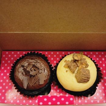 Smallcakes Steele Creek - Chocoholic and the Peanut Butter, Chocolate. - Desserts Near Me - Charlotte, North Carolina Smallcakes Steele Creek - Chocoholic and the Peanut Butter, Chocolate. - Desserts Near Me - Charlotte, North Carolina