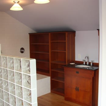 Trace Brash Construction - a view of a bathroom - General Contractors Near Me