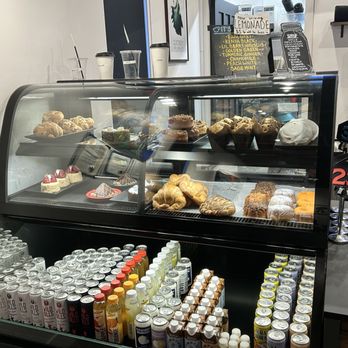 Game N Grounds - Cold case - Coffee & Tea Near Me - Los Angeles, California