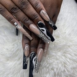 Custom Nails